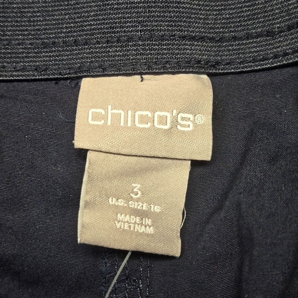 Chico’s Women’s 3 (16) Navy Cargo Shorts Cotton Poplin Utility Stretch NWT - Picture 8 of 16